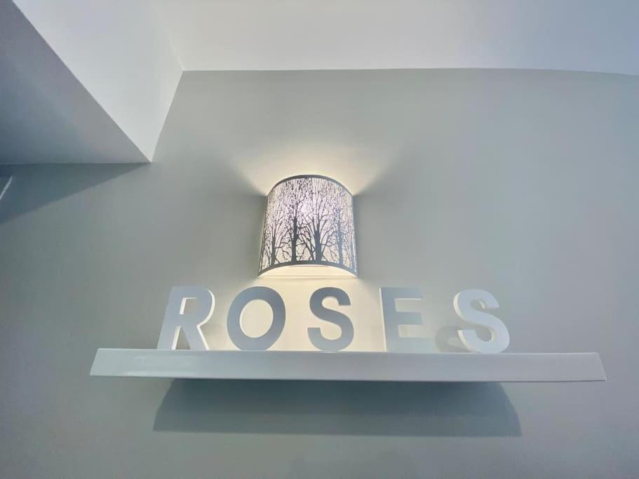 Piso De 2 Habitaciones, 3 Piscinas Y Cerca Del Mar Roses Luaran gambar