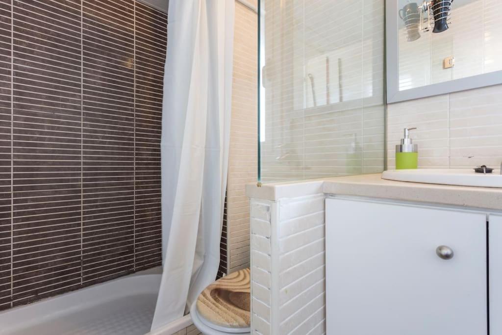 Piso De 2 Habitaciones, 3 Piscinas Y Cerca Del Mar Roses Luaran gambar